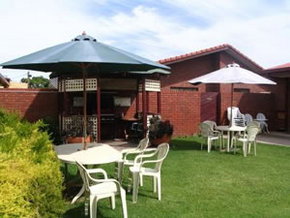 Golden Chain Murray River Motel - Kingaroy Accommodation 2