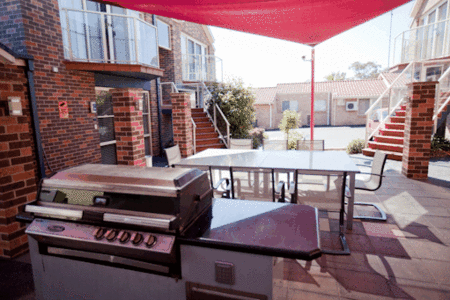 Jesmond Executive Villas - Kingaroy Accommodation 5