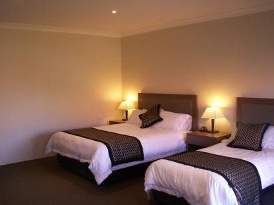 Parkes Int Motor Inn - Kingaroy Accommodation 0