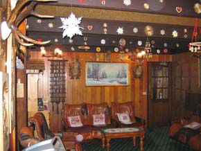 Karelia Alpine Lodge - Kingaroy Accommodation 1