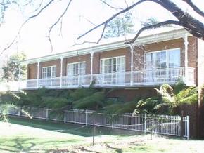Barrasss John Bright Motor Inn - Kingaroy Accommodation 1