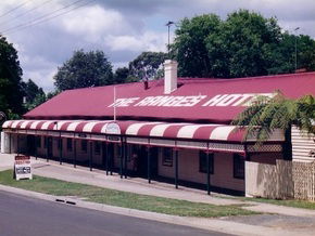 Gembrook VIC Kingaroy Accommodation