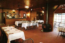 Ranges Hotel - Kingaroy Accommodation 1