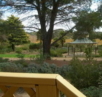 Lyndoch Hill Retreat - Kingaroy Accommodation