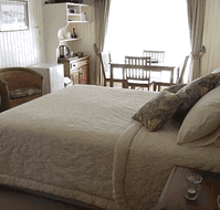 Beauty Point Cottages - Kingaroy Accommodation