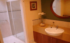 Walton House - Kingaroy Accommodation