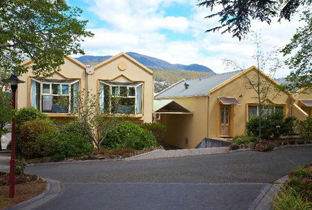 Quest Trinity House - Kingaroy Accommodation 5