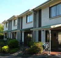 Davey Place Holiday Townhouses - Kingaroy Accommodation