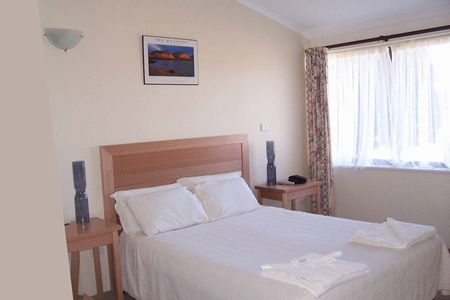 Davey Place Holiday Townhouses - Kingaroy Accommodation 4
