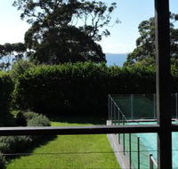 Poolside at Hyams - Kingaroy Accommodation