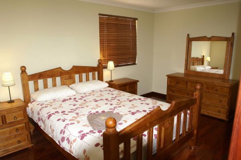 Four Elements Farmstay - Kingaroy Accommodation 0