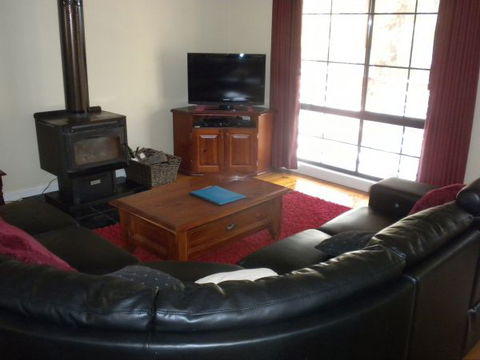 Gang Gang Villas - Kingaroy Accommodation 6