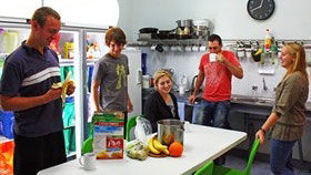 Adelaide Backpackers Inn - Kingaroy Accommodation 0