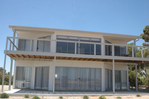 Parrydyse Clayton Bay - Kingaroy Accommodation 2