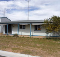 Wallaroo Waves - Kingaroy Accommodation