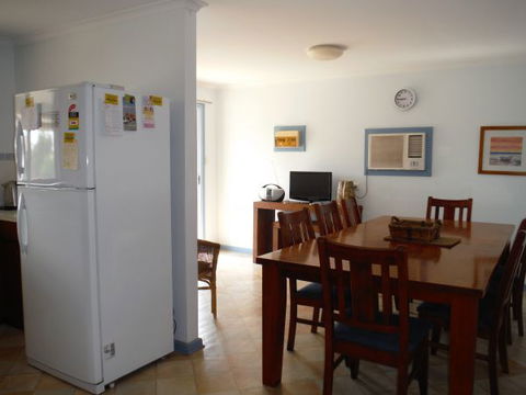 Wallaroo Waves - Kingaroy Accommodation 2