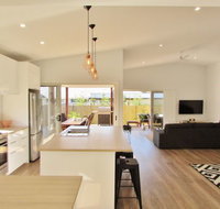 All Decked Out Lake Conjola - Kingaroy Accommodation