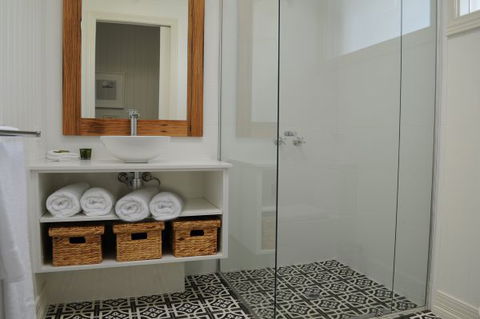 Atlantic Geelong - Kingaroy Accommodation 3