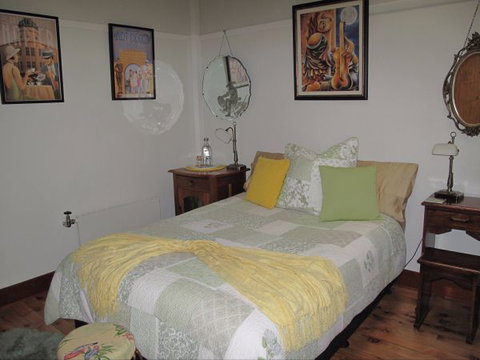 B&B Wodonga - Art Deco Accommodation - Kingaroy Accommodation 3