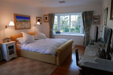 Fernhill Chestnut Farm - Kingaroy Accommodation 9
