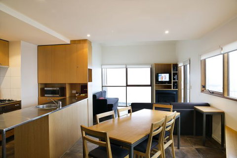 Frueauf Village - Kingaroy Accommodation 1