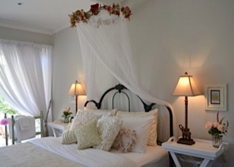 Garden Cottage B And B - Kingaroy Accommodation 3