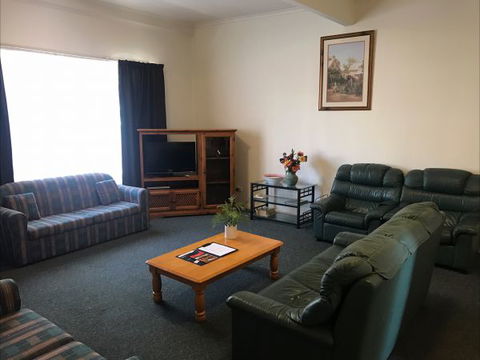 Hello Adelaide Motel + Apartments - Frewville - Kingaroy Accommodation 8