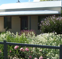 Willowbrook Cottages BB's - Kingaroy Accommodation