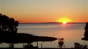 Sunset Retreat - Kingaroy Accommodation 0