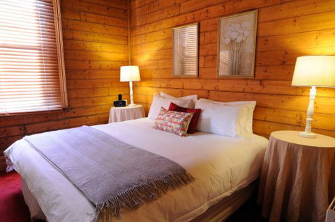 Merrijig Inn - Kingaroy Accommodation 6