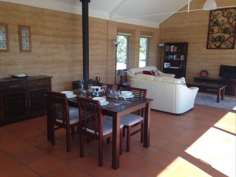 Muntiri Lodge Eco Retreat - Kingaroy Accommodation 3