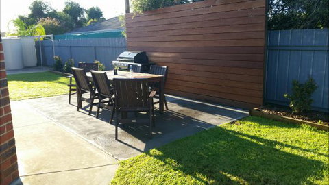Numurkah Self Contained Apartments - Kingaroy Accommodation 7