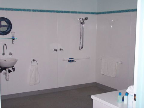 Ocean Inlet - Kingaroy Accommodation 5