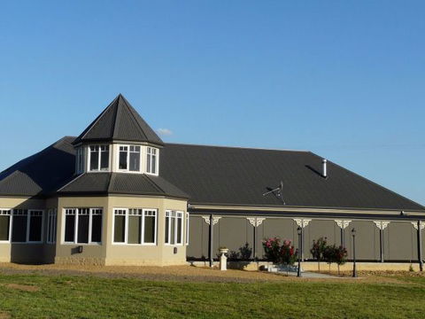 Paringa Grove Homestead - Kingaroy Accommodation 0