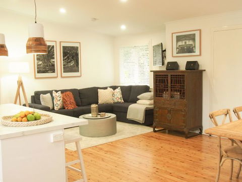 The Milton Bungalow - Kingaroy Accommodation 6