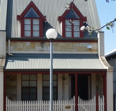 Villa On Louisa - Kingaroy Accommodation 1