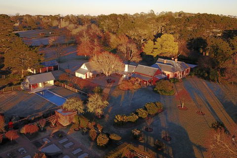 Vine Lodge Heritage Getaway - Kingaroy Accommodation 0