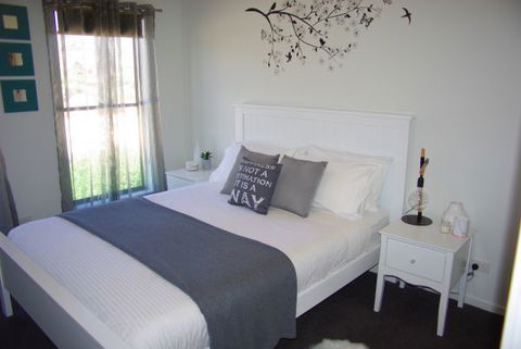 Yalooka Farm - Kingaroy Accommodation 1