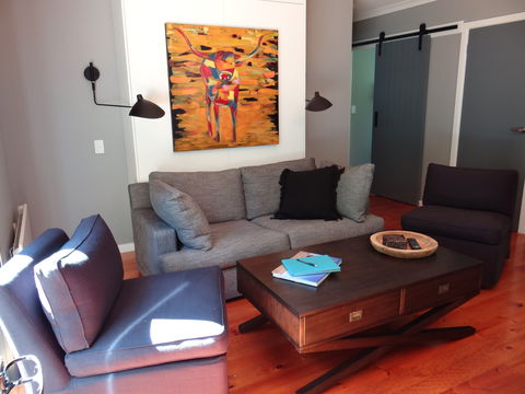 A Bach Of Bright - Kingaroy Accommodation 1