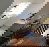 Annie's Hideaway - Kingaroy Accommodation