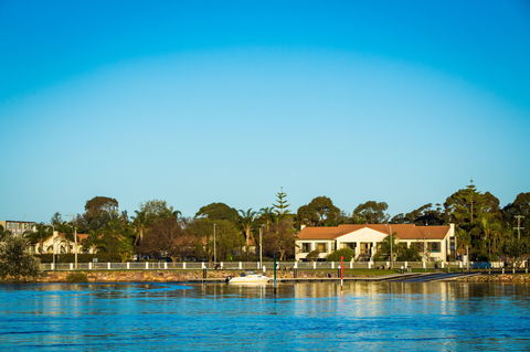 Aquarius Merimbula - Kingaroy Accommodation 7