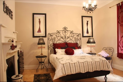 Azalea Cedar-Rose Villa - Kingaroy Accommodation 0