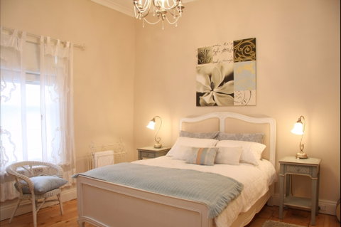 Azalea Cedar-Rose Villa - Kingaroy Accommodation 2