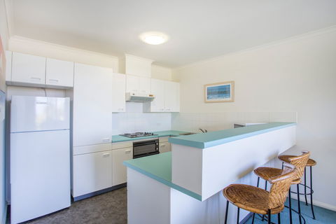 Fathoms 6 - Kingaroy Accommodation 3