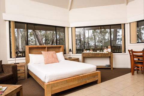 Federation Gardens And Possums Hideaway - Kingaroy Accommodation 7