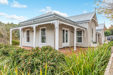 Grandview Accommodation - The Elm Tree Apartments - Kingaroy Accommodation 1