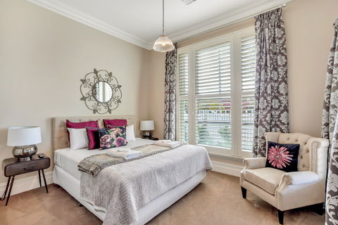 Grandview Accommodation - The Elm Tree Apartments - Kingaroy Accommodation 6