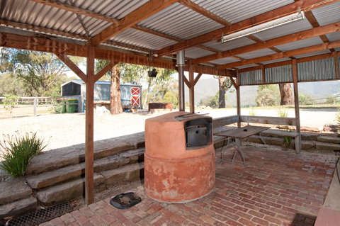 Howqua Valley Views - Kingaroy Accommodation 6