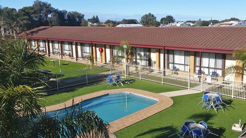 Lacepede Bay Motel & Restaurant - Kingaroy Accommodation 0