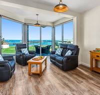 Bonnies of Beachport - Kingaroy Accommodation